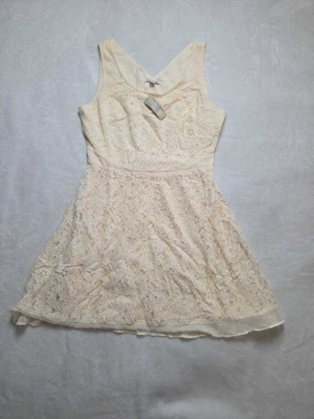 New 10 American Eagle lace & chiffon party dress in Ivory
